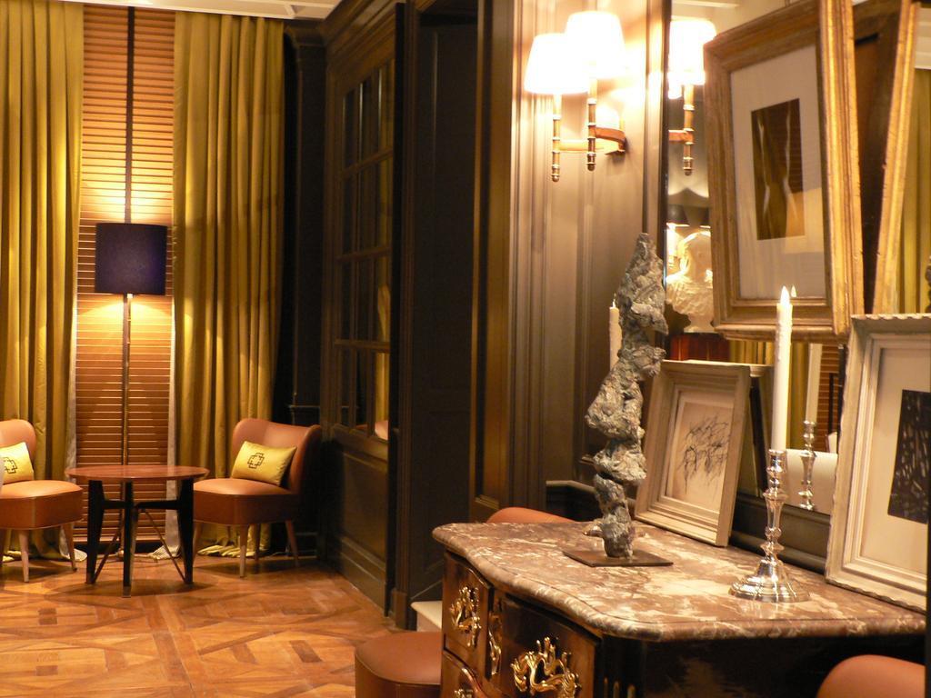 มาร์กิส โฟบูร์ก แซ็งโอนอร์ เรอแล แอนด์ ชาโต Hotel ปารีส ภายนอก รูปภาพ