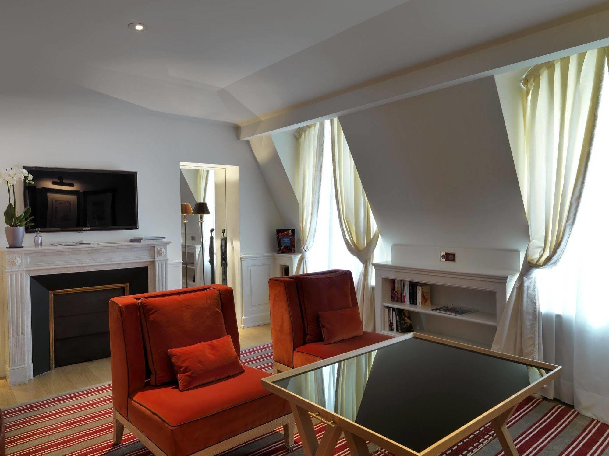 มาร์กิส โฟบูร์ก แซ็งโอนอร์ เรอแล แอนด์ ชาโต Hotel ปารีส ภายนอก รูปภาพ